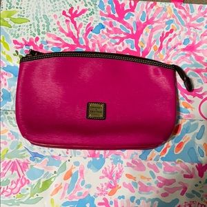 Dooney and Bourke clutch